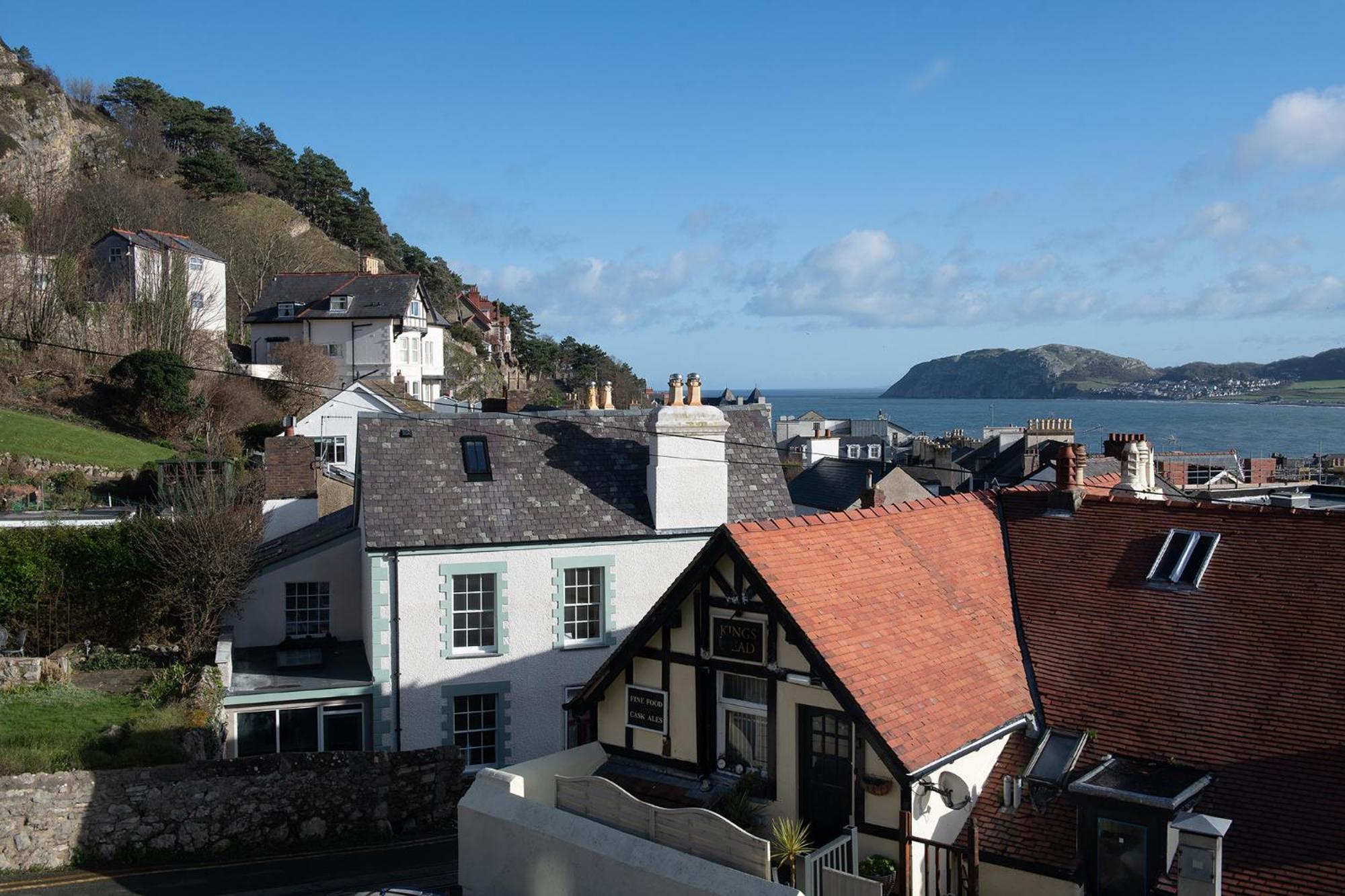 Orme Lodge Llandudno Bagian luar foto