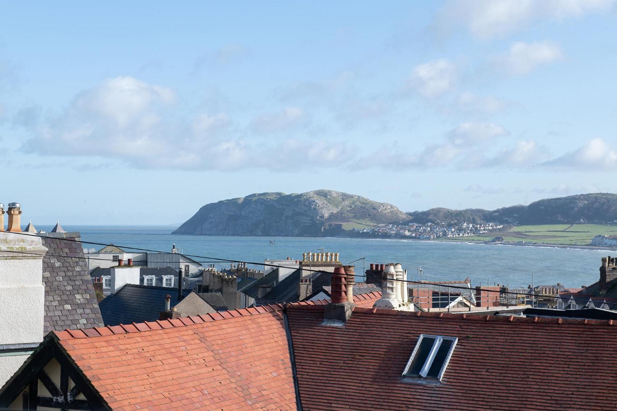 Orme Lodge Llandudno Bagian luar foto
